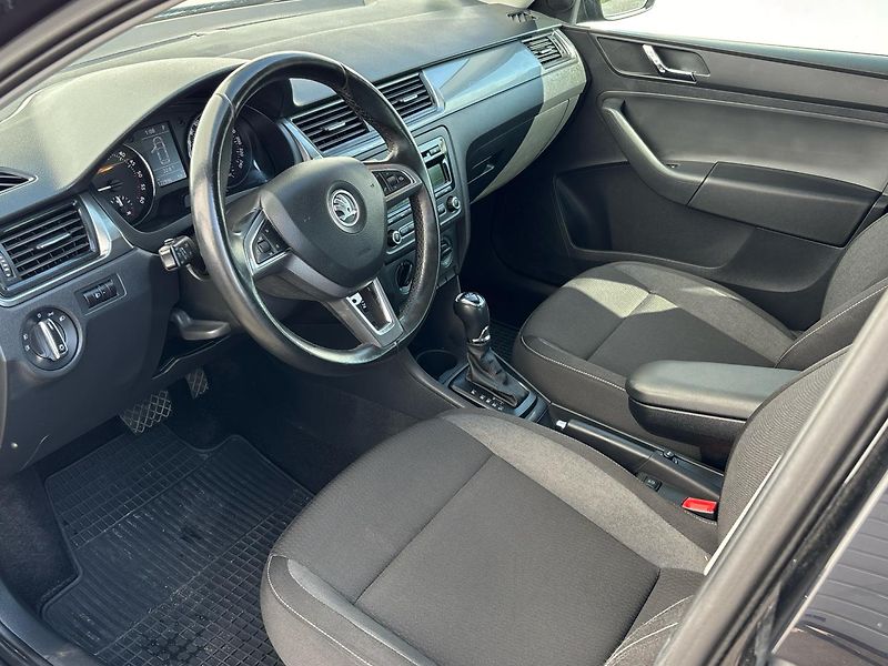 Škoda Rapid AMBITION DSG - fotka 6 z 25