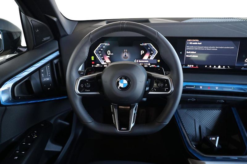 BMW X3 xDrive 40d - fotka 24 z 27