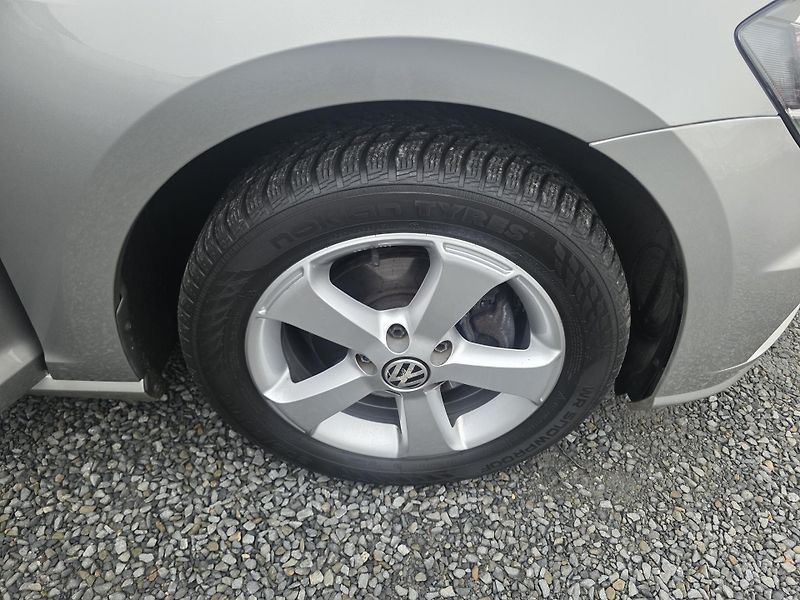 Volkswagen Golf Variant 1.6 TDI  - fotka 6 z 15