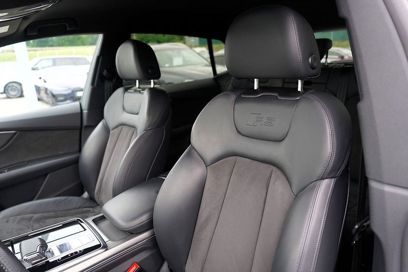 Audi RS Q8 TFSI 441kW quattro - fotka 23 z 51