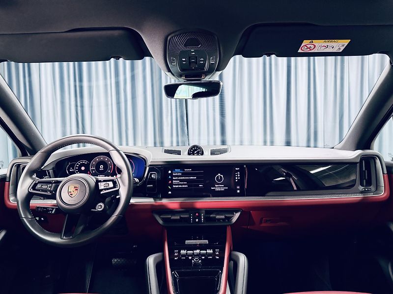 Porsche Cayenne (2025) VZDUCH SPORTDESIGN BOSE CHRONO - fotka 35 z 40