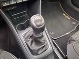 Škoda Rapid (2014) 1.6 TDi, Sport, xenon, panor - náhled 15