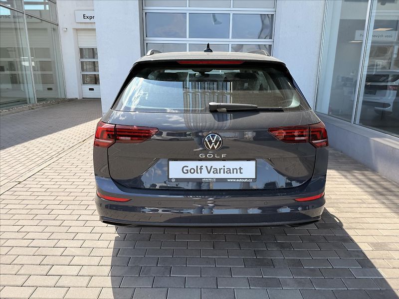 Volkswagen Golf Variant (2026) 1,5 TSI 6G  Limited - fotka 6 z 14