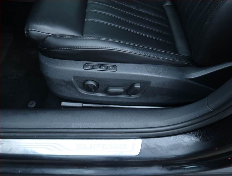 Škoda Superb (2018) Style 2.0 TDI, Automat, Kůže - fotka 15 z 15