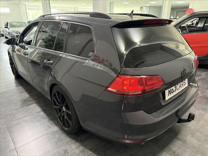 Volkswagen Golf 2,0   TDI 110KW NAVI SPORT ALU - fotka 4 z 45