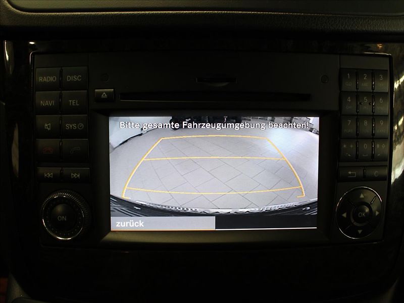 Mercedes-Benz Viano 3,0 CDI V6 Long xenony - fotka 27 z 32
