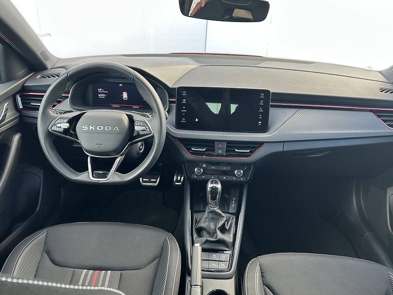 Škoda Scala Monte Carlo 7DSG 1,0TSI - fotka 10 z 25