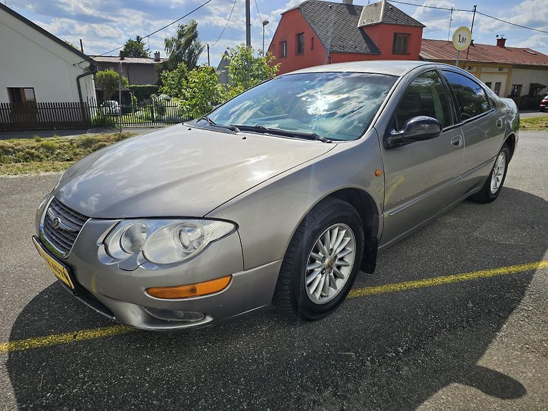 Chrysler 300M (1999) R 2.7L - fotka 1 z 16