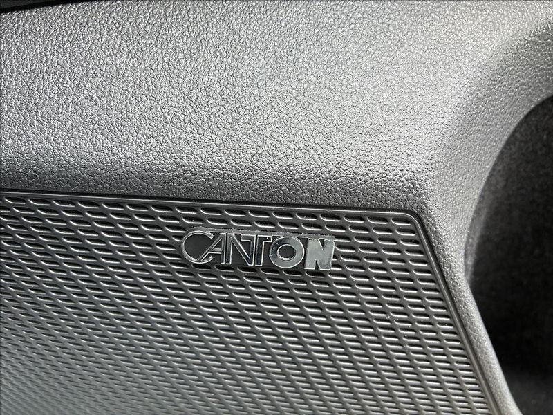 Škoda Octavia 2,0 PANORAMA,CANTON,HEAD-UP - fotka 16 z 28