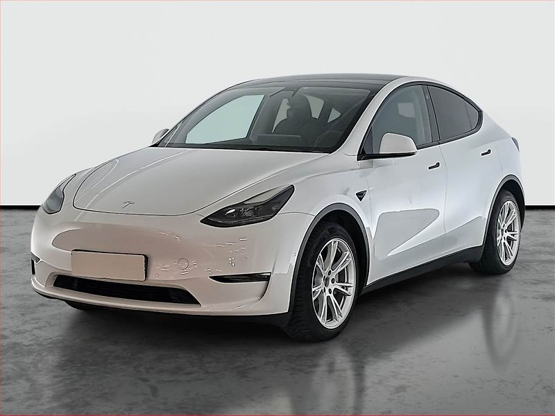 Tesla Model Y (2022) Long Range AWD 79kWh, SoH 91% - fotka 2 z 23