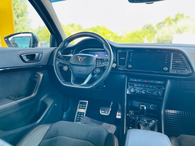 Cupra Ateca (2018) 2.0TSi 4x4 221kW VIRTUAL - fotka 9 z 18