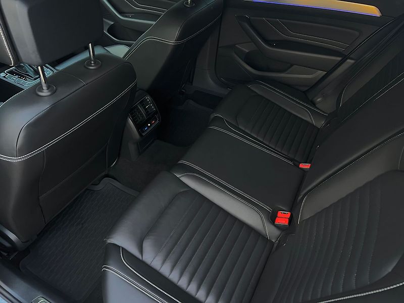 Volkswagen Passat (2020) 2.0 TDI-DSG-ELEGANCE - fotka 19 z 49