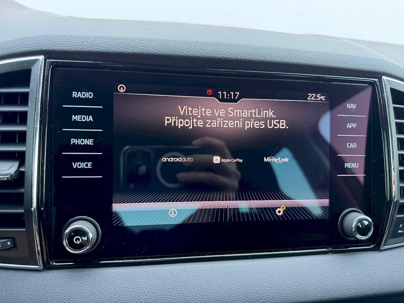 Škoda Karoq (2019) 1.5 TSI 110kW Style VarioFlex - fotka 23 z 35