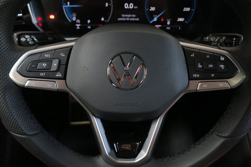 Volkswagen Touareg (2026) NEW Final Edition R Line 210kW - fotka 17 z 50