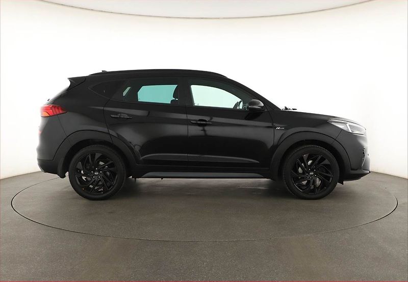 Hyundai Tucson (2021) N-Line 1.6 CRDi - fotka 6 z 15