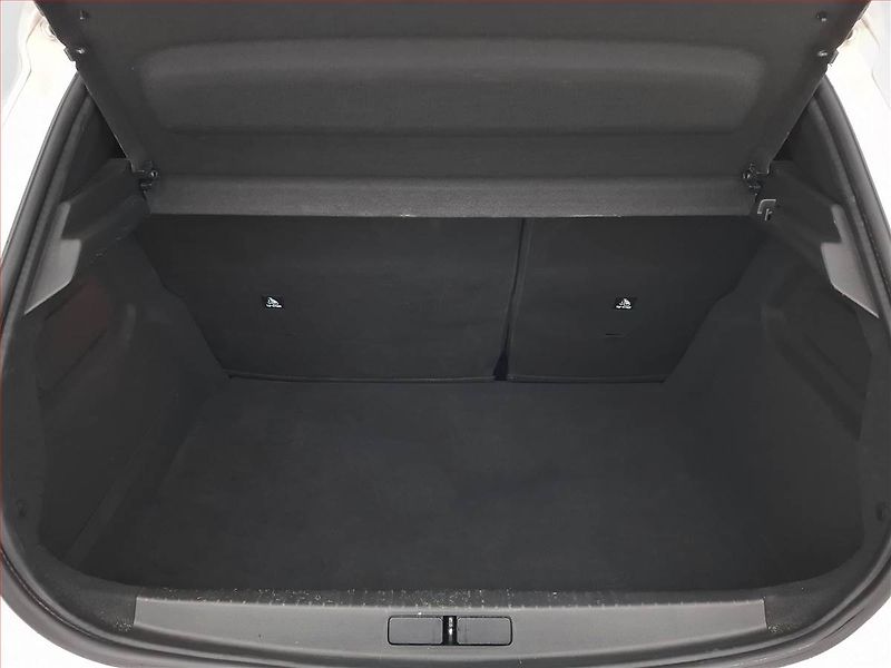 Peugeot 208 (2023) 1.2 PureTech, Serv.kniha - fotka 13 z 16