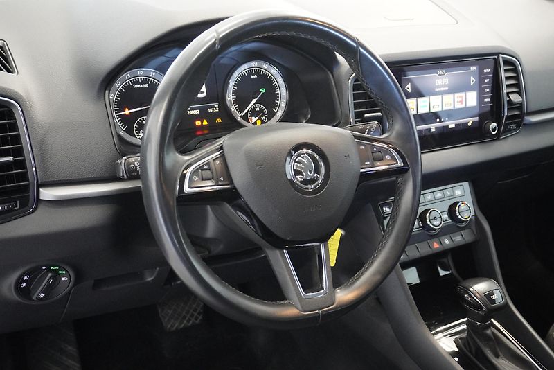 Škoda Karoq 1.6 TDi DSG 7 - fotka 13 z 28