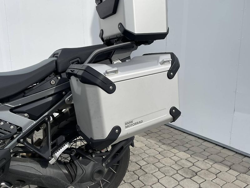 BMW (2026) R 1300 GS Adventure - fotka 13 z 16