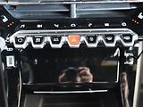 Peugeot 2008 (2021) GT 1.5 BlueHDi, Automat - náhled 20