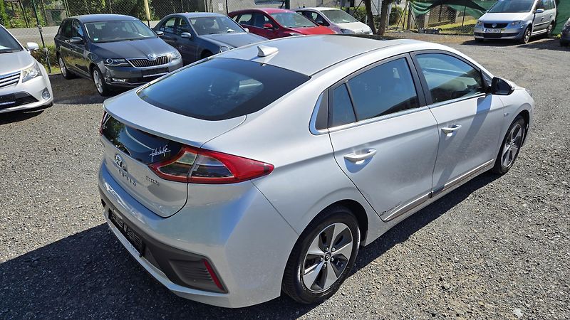 Hyundai Ioniq ELECTRIC DRIVE 88KW STYLE  - fotka 9 z 48