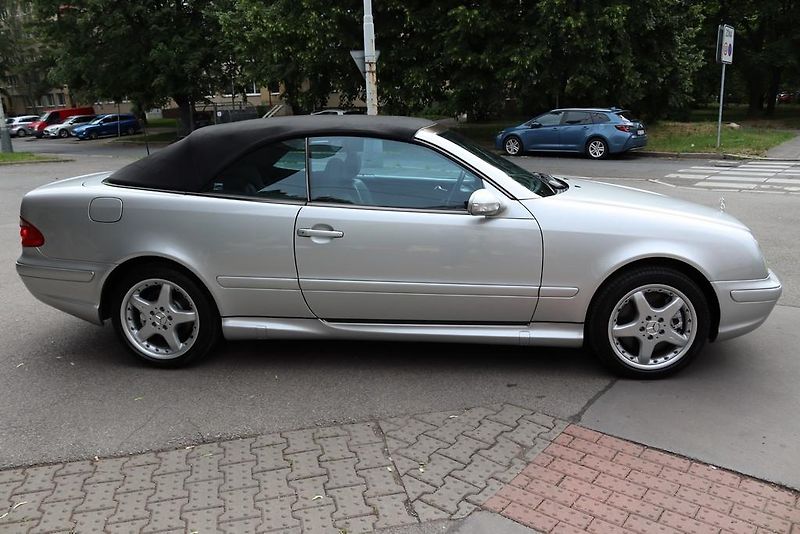 Mercedes-Benz CLK 55 AMG V8 CABRIO 255kW - fotka 49 z 50