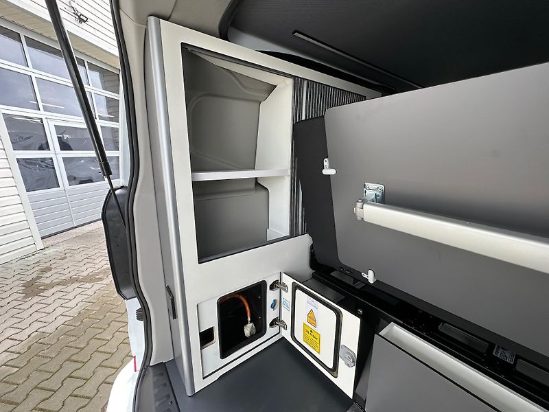 Ford Tourneo Custom (2026) DUNCAN 500-NOVÉ-WEBASTO-LED- - fotka 38 z 39