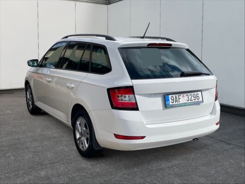 Škoda Fabia 1,0 TSI 70 Ambition - fotka 4 z 11