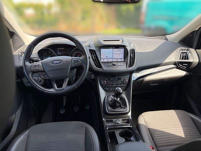 Ford Kuga CZ AWD Titanium man. ZÁRUKA od - fotka 10 z 19
