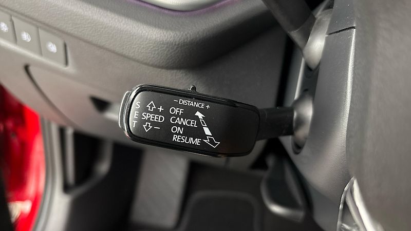 Škoda Octavia 2.0 TDI DSG Style Combi - fotka 14 z 26
