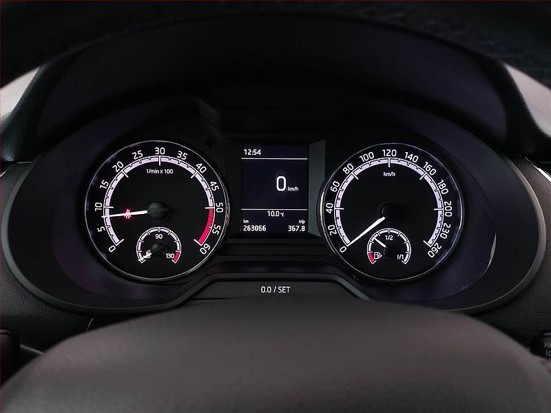 Škoda Octavia (2018) 2.0 TDI, Serv.kniha, Tempomat - fotka 8 z 15