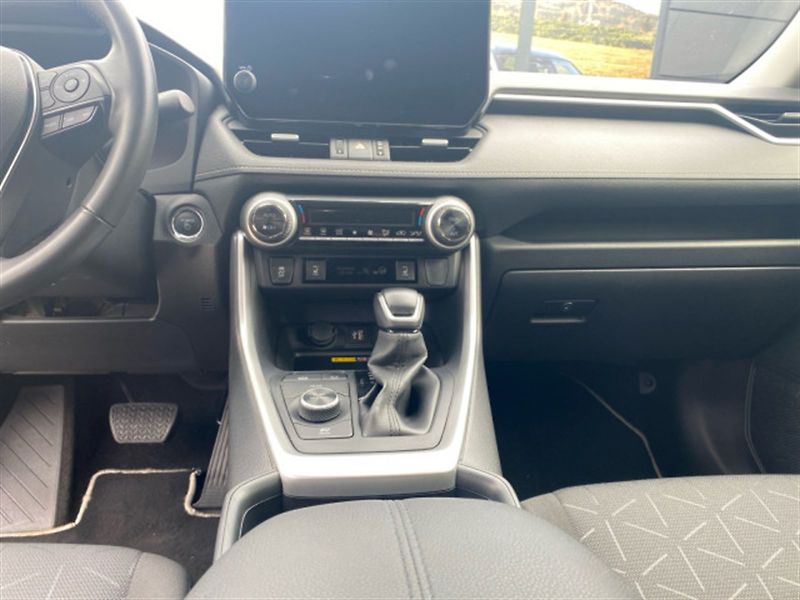 Toyota RAV4 (2022) 2.5 Hybrid e-CVT 4WD AT Comfor - fotka 4 z 6