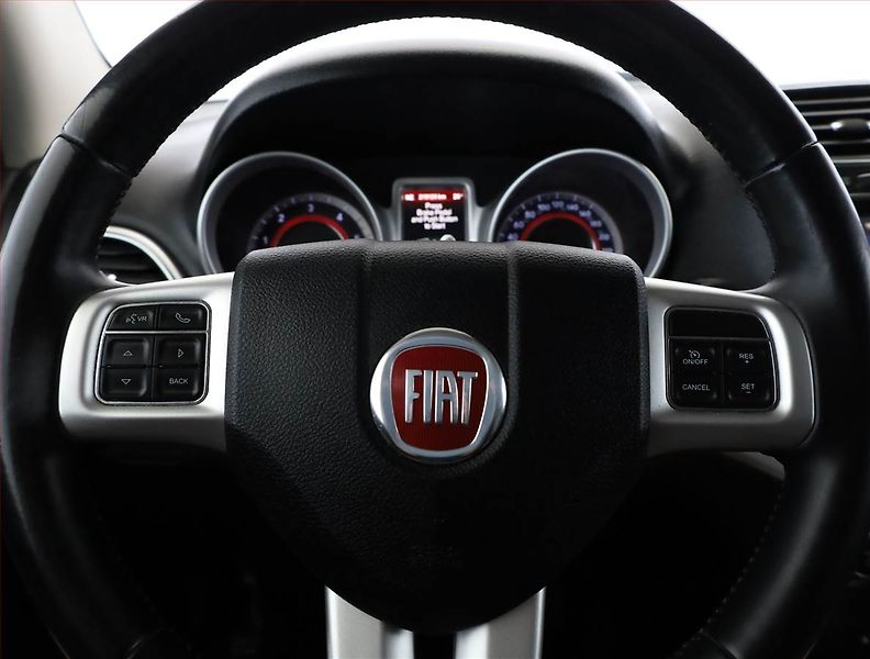 Fiat Freemont (2016) 2.0 MultiJet, 4X4, Automat - fotka 8 z 21