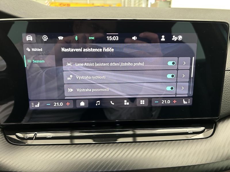 Škoda Octavia 1.5 TSI SportLine - fotka 18 z 30