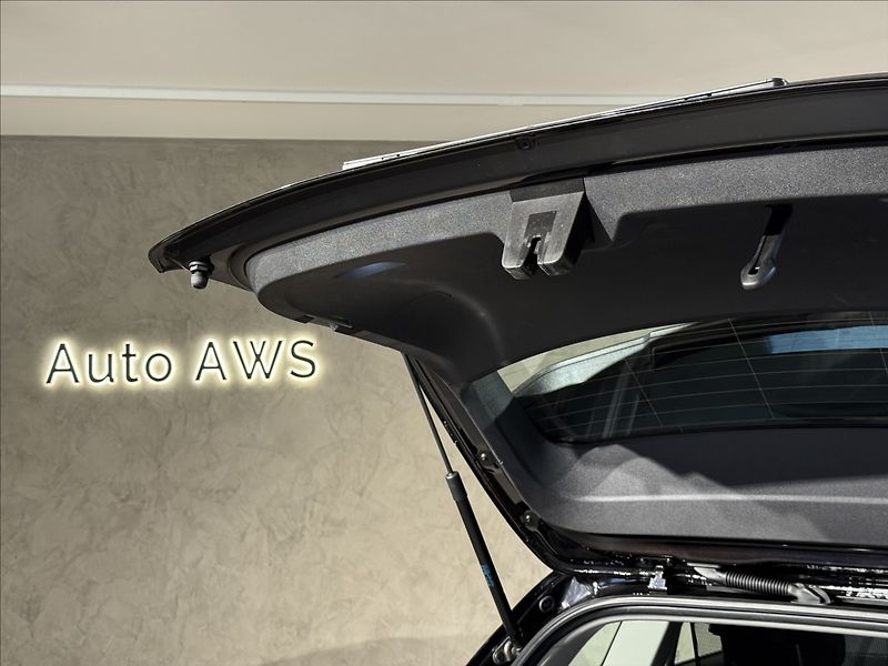 Škoda Enyaq 80 LED Matrix Assist Kamera - fotka 13 z 47
