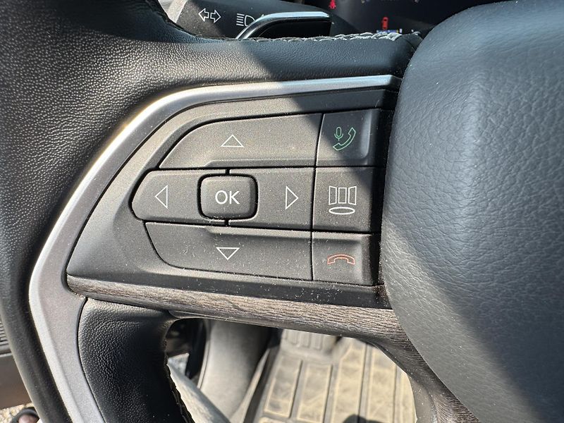 Jeep Grand Cherokee 3.6 V6 L, 6 míst, 4x4 - fotka 46 z 50