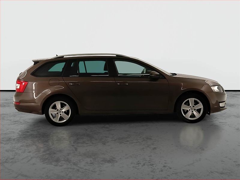 Škoda Octavia (2014) Greenline 1.6 TDI, Serv.kniha - fotka 6 z 19