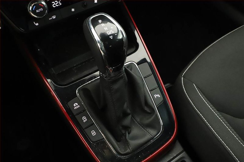 Škoda Fabia (2026) 1.0 TSI, MONTE CARLO, AUTOMAT - fotka 10 z 21