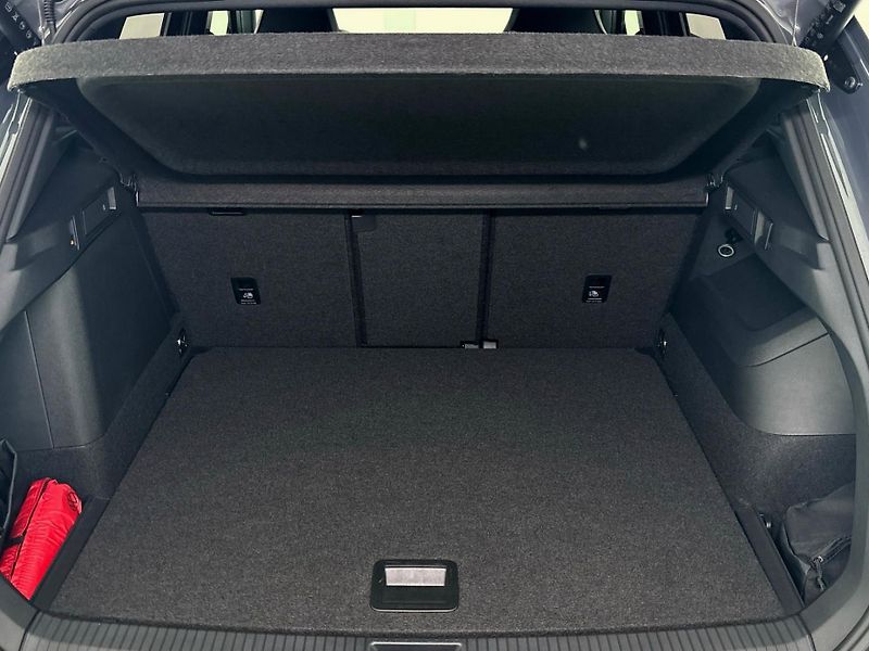 Volkswagen Tiguan (2025) R-Line People - fotka 10 z 29