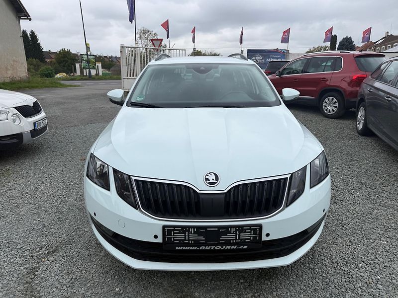 Škoda Octavia 1.5 TSI DSG CLEVER - fotka 2 z 13