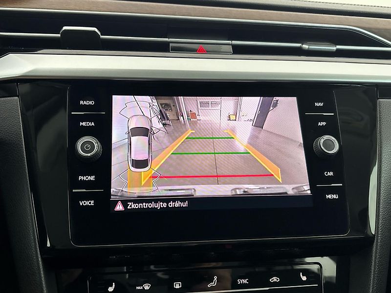 Volkswagen Arteon Elegance DSG - fotka 24 z 29