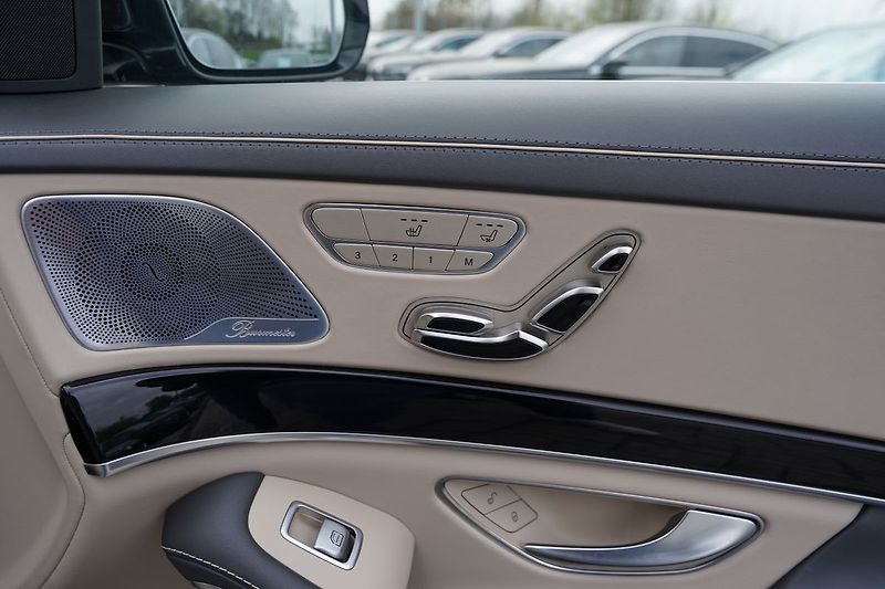 Mercedes-Benz Třídy S S560 4Matic V8 Designo/470PS - fotka 19 z 42