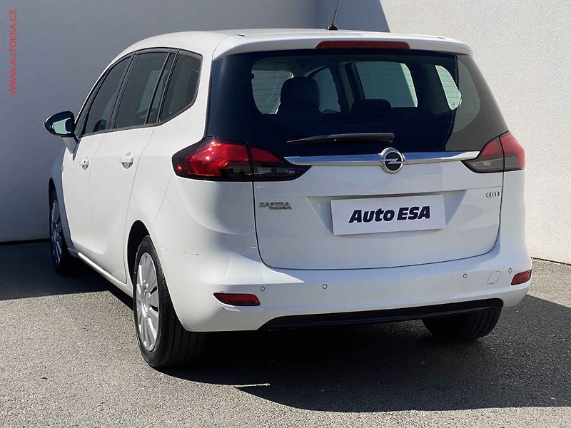 Opel Zafira (2016) 1.6 CDTi, ČR, AC, park.asist - fotka 6 z 17
