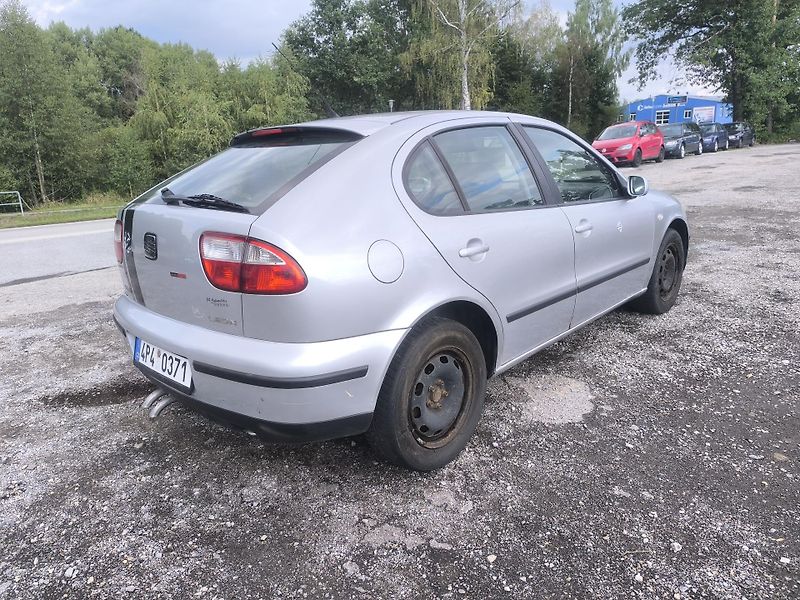 Seat Leon BEZ KOROZE,KLIMA,240KM,NOVÁ TK - fotka 3 z 17