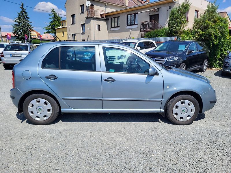 Škoda Fabia 1.2 i 12V HTP 47kW - fotka 5 z 37