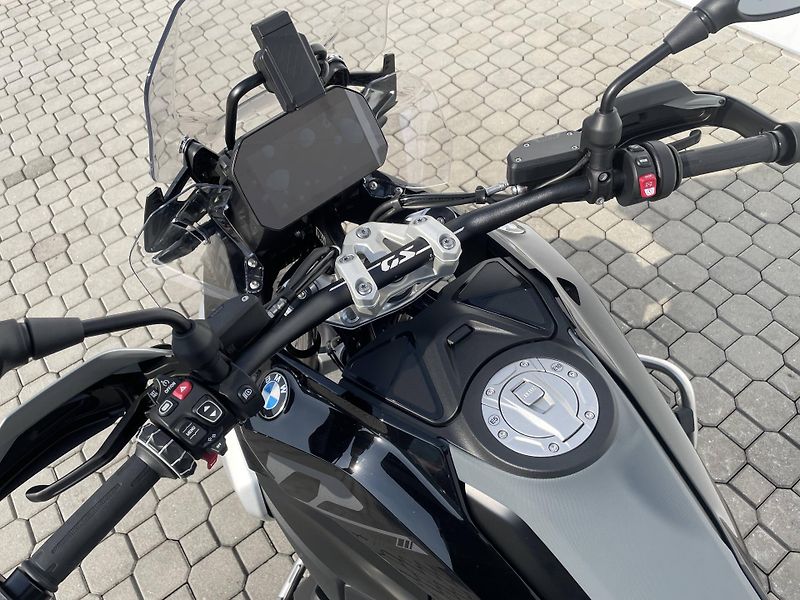 BMW (2026) R 1300 GS - fotka 8 z 12