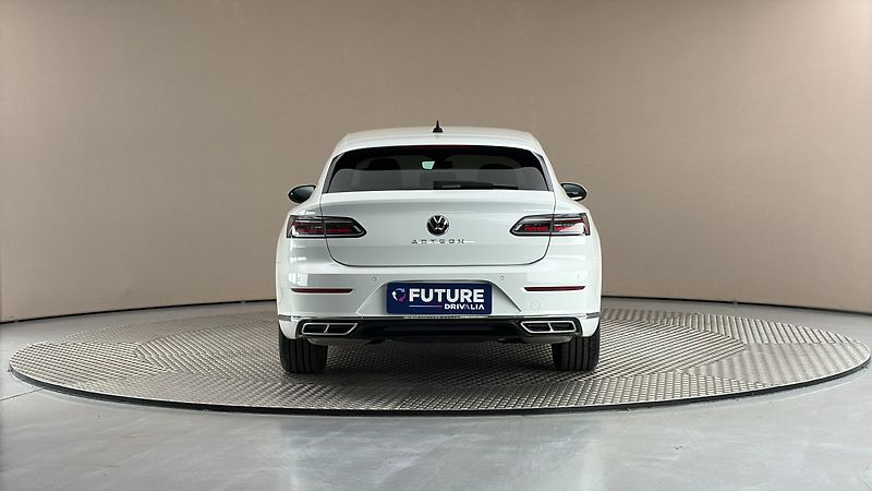 Volkswagen Arteon 2.0 TSI DSG R-Line Shooting Br - fotka 5 z 31