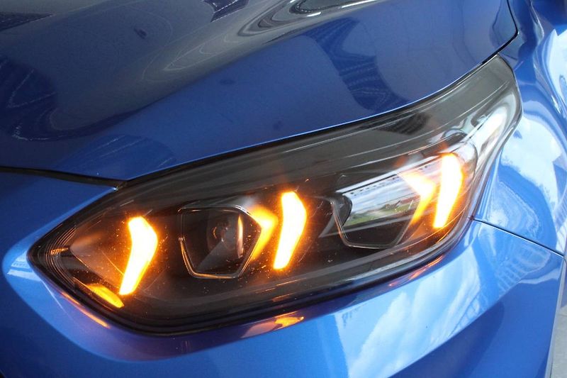 Kia Ceed (2022) 1.5 T-GDI TOP 117kW LED manuál - fotka 23 z 30