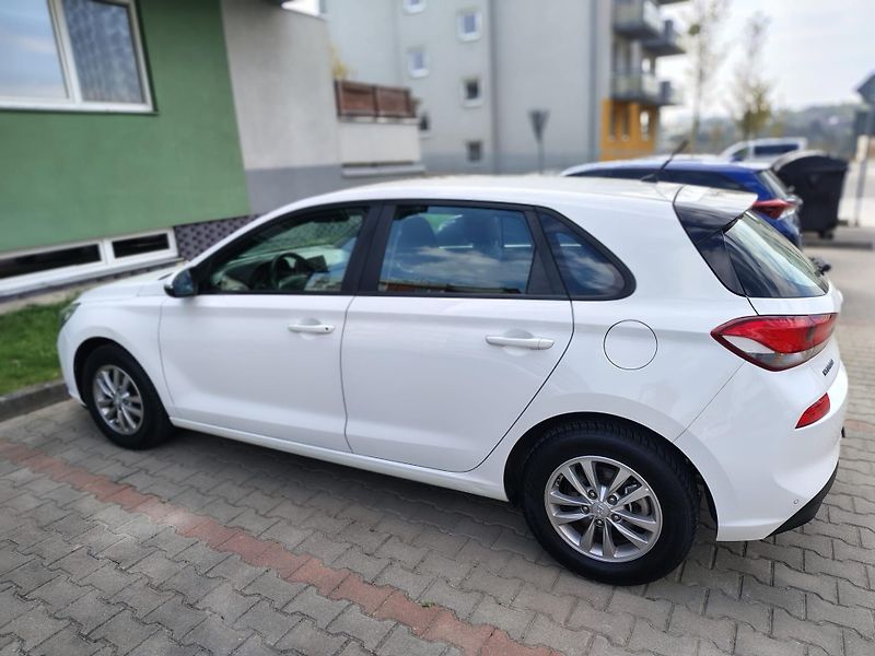 Hyundai i30 1.4 /103kW - fotka 13 z 13