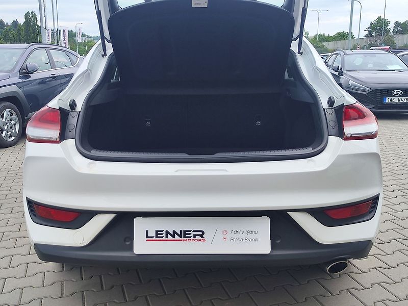 Hyundai i30 1.0 T-GDI/88kW Komfort - fotka 9 z 29