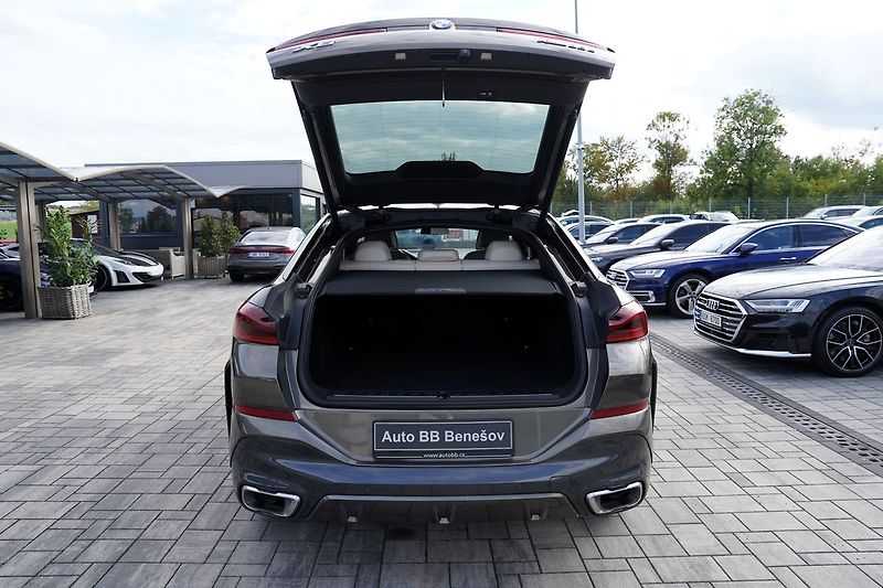 BMW X6 30d xDrive/Mpaket/DPH/1.maj. - fotka 11 z 47